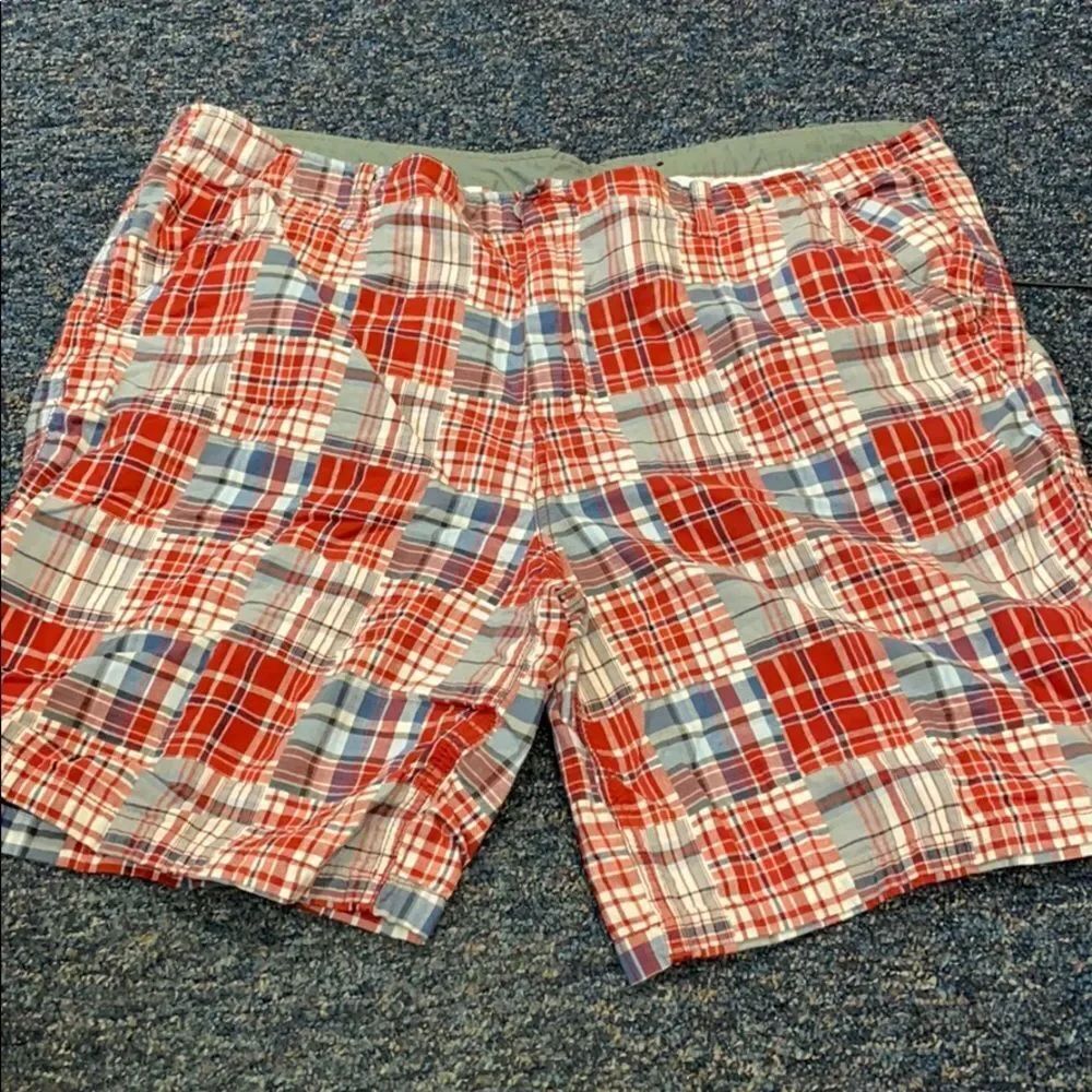 Faded Glory Checkered Shorts sz. 46 EUC